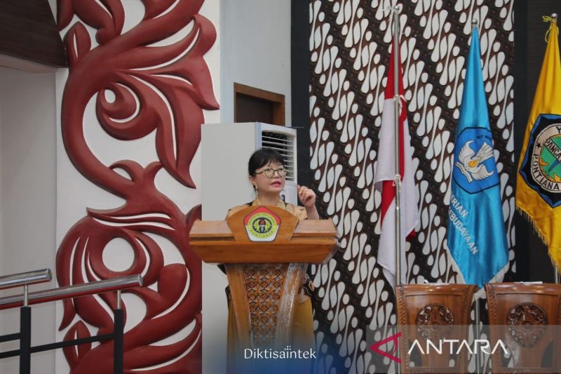 Wamen Stella dorong lulusan perguruan tinggi harus siap hadapi era AI