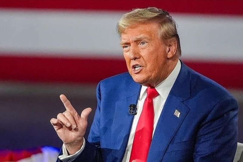 Trump: 'Siapa pun yang menyerang AS akan kami buru dan hancurkan'