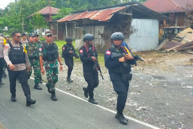 Pangdam XVII/Cenderawasih ajak warga ikut jaga keamanan di Yalimo
