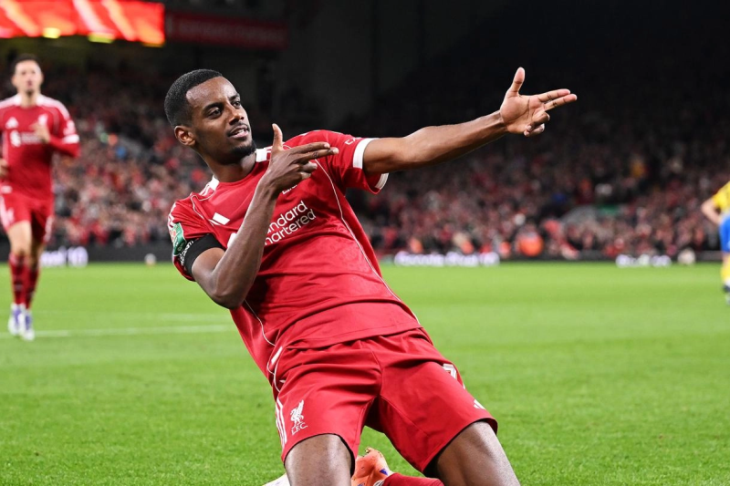 Gol debut Alexander Isak warnai kemenangan Liverpool atas Southampton