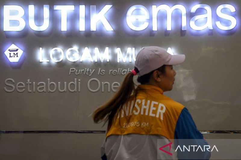 harga-emas-antam-hari-ini-naik-rp4.000-menjadi-rp2,239-juta-per-gram