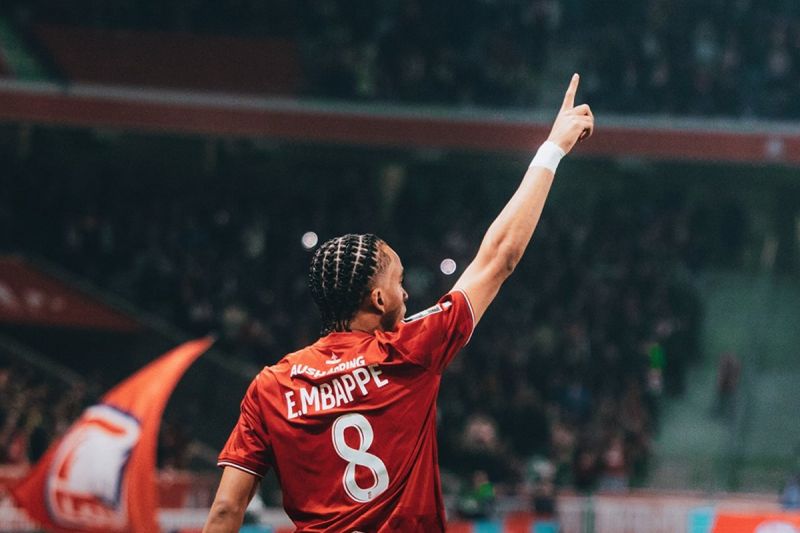 psg-ditahan-imbang-lille-1-1-akibat-gol-larut-ethan-mbappe