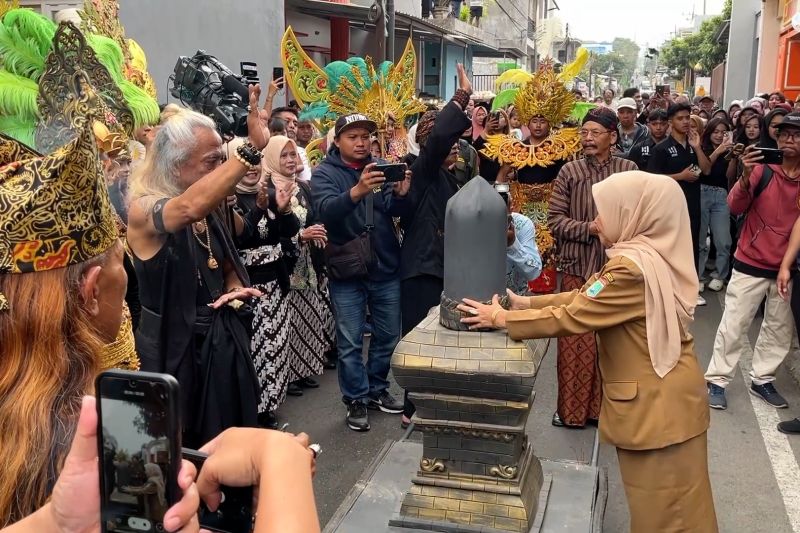 kampung-cempluk-festival-2025-angkat-budaya-dan-umkm-lokal-–-antara-news