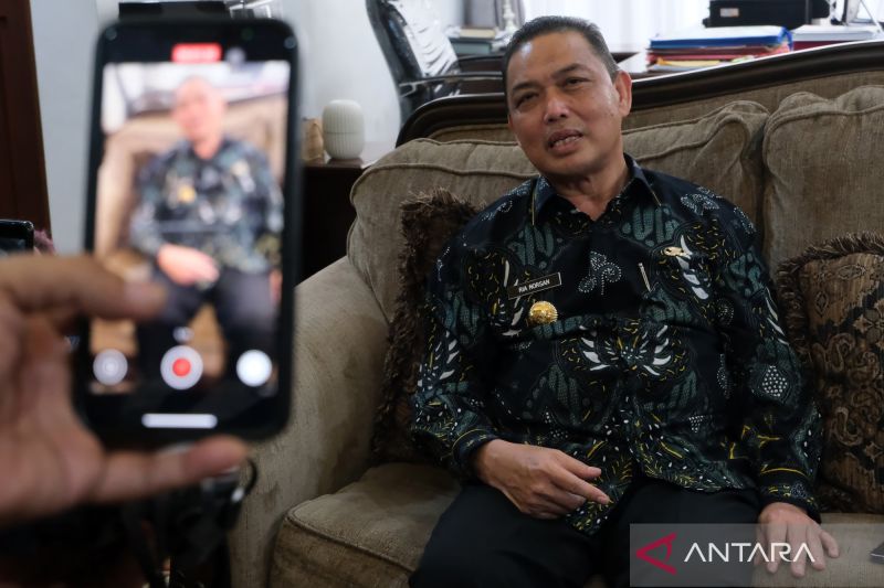 ini-alasan-kpk-periksa-gubernur-kalbar-ria-norsan-pada-akhir-pekan