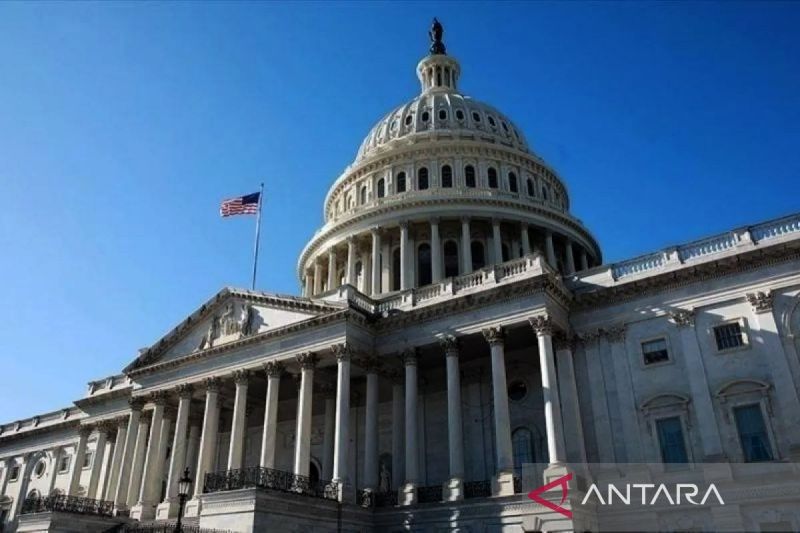 trump-berbicara-dengan-johnson,-thune-soal-penutupan-pemerintah