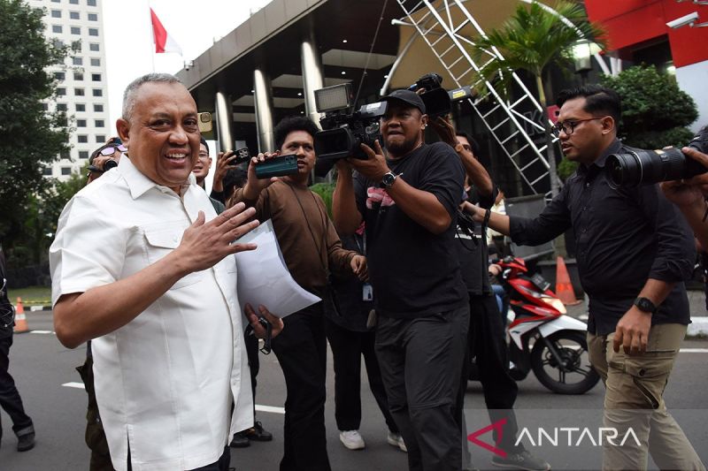 kpk-periksa-mantan-bendahara-umum-amphuri-untuk-yang-ketiga-kali