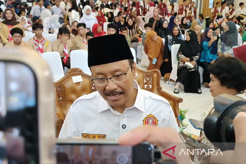 mensos-tegaskan-komitmen-layanan-kelompok-rentan-di-sekolah-rakyat