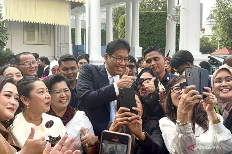menkeu-purbaya-nilai-dua-wamen-cukup-“irit-gaji”