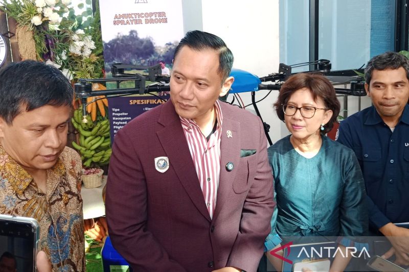 menko-ahy-pastikan-perbaikan-jalan-rampung-sebelum-nataru-2025/2026