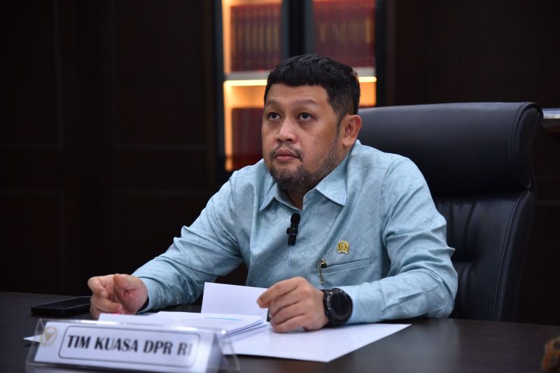 Anggota DPR pertanyakan nilai kerugian di kasus tata kelola minyak