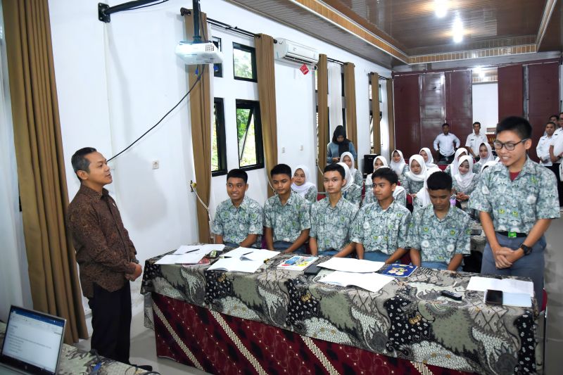 Wamendikdasmen apresiasi SMKN 1 Tasikmalaya salurkan lulusan ke Jepang