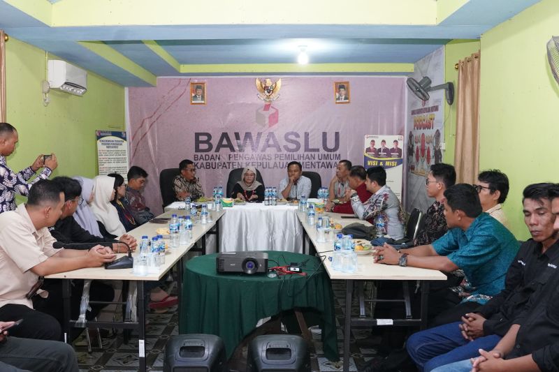 Bawaslu Kepulauan Mentawai diminta cepat olah data PDPB