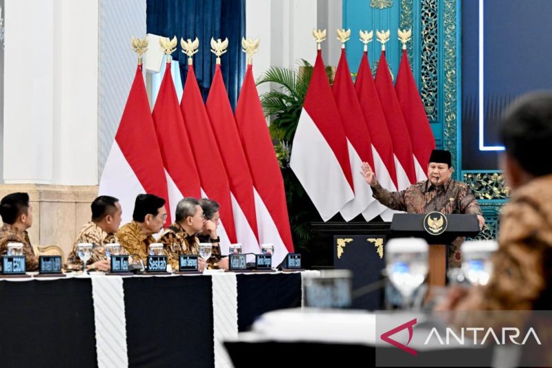 Prabowo: Anggaran rawan korupsi Rp306 triliun dialihkan program rakyat