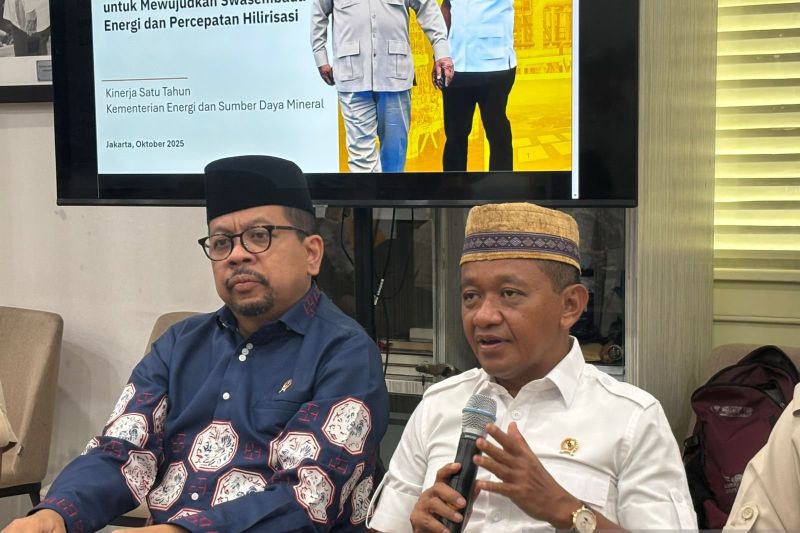 Politik sepekan, Bahlil tak akan mundur hingga perpres soal ojol