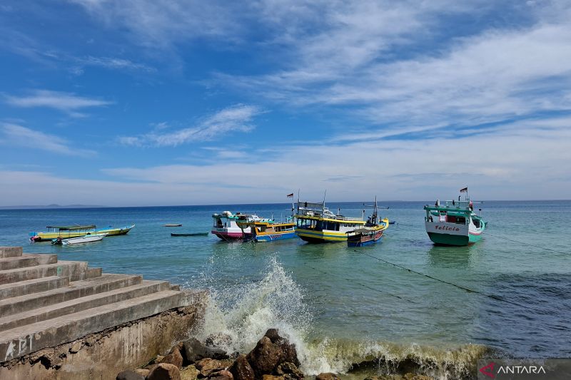 BMKG prakirakan sebagian besar wilayah diguyur hujan pada Senin