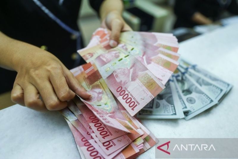 Rupiah pada Senin pagi melemah jadi Rp16.605 per dolar AS