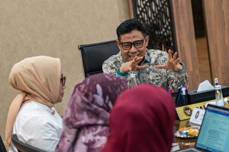 Menko PM minta masyarakat jangan tergiur tawaran kerja ke Kamboja