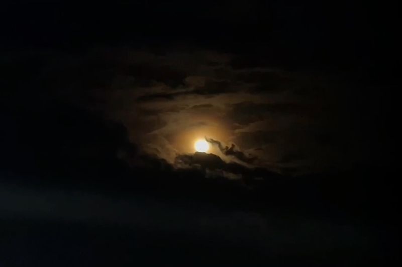 Mengenal supermoon, saat bulan lebih terang dan lebih besar – ANTARA News