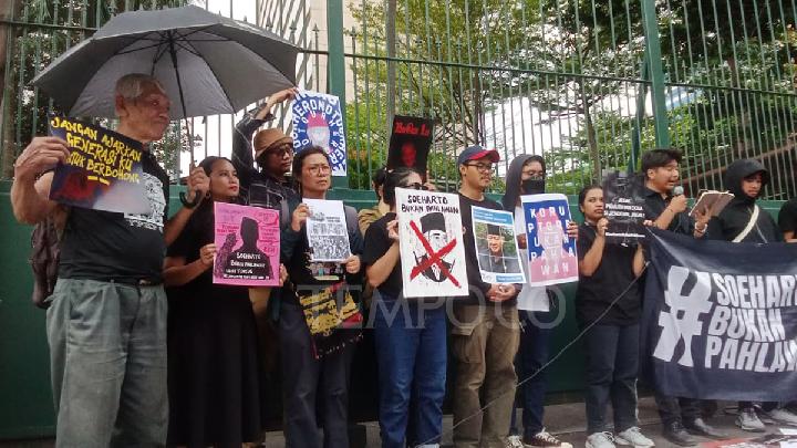 Ketua MPR Berkukuh Tak Ada Halangan Pemerintah Beri Gelar Pahlawan ke Soeharto