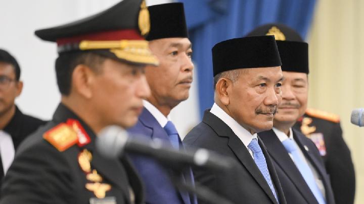 prabowo-minta-komisi-percepatan-reformasi-polri-laporan-kerja-tiap-3-bulan