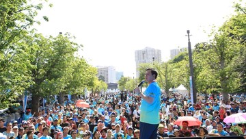 Funwalk DPD Raih 2 Rekor MURI, Sultan: 9 November Jadi Green Democracy Day