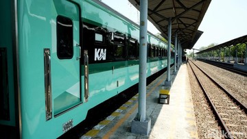 Mengenal Kereta Khusus Petani dan Pedagang di Indonesia
