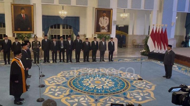 Prabowo Resmi Lantik Rektor IPB Arif Satria Menjadi Kepala BRIN