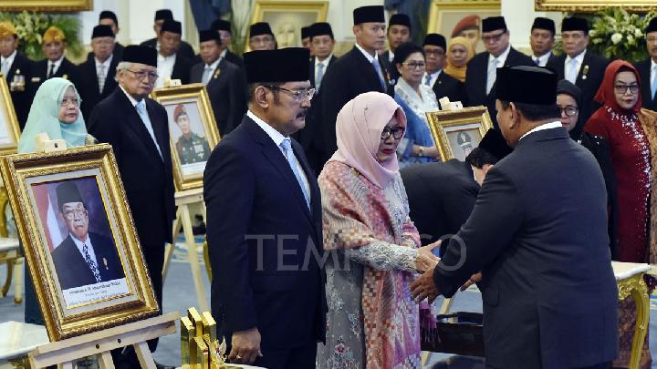 Publik Tolak Gelar Pahlawan untuk Soeharto, PDIP: Pemerintah seperti Tuli