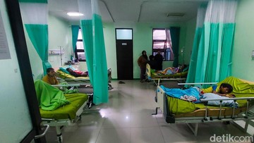 Ratusan Siswa di Lembang Keracunan MBG, Wakil Kepala BGN Janji Berbenah