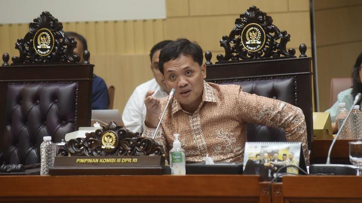 DPR Bantah Pasal Polri sebagai Penyidik Utama Dihapus dari RUU KUHAP