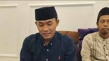 Kata Keluarga soal Gus Elham Cium Anak saat Pengajian Ramai Dikecam