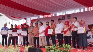 Pramono Resmikan Tanah Merah Jadi Kampung Tanah Harapan, Kini Dapat APBD