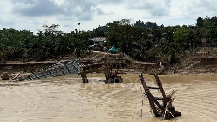 Jembatan Lubuk Sidup di Aceh Tamiang Ambruk, AHY: Masih Ada yang Sulit Dijangkau