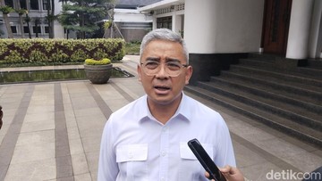 Wawalkot Tersangka Kasus Minta Proyek, Walkot Bandung Bilang Begini