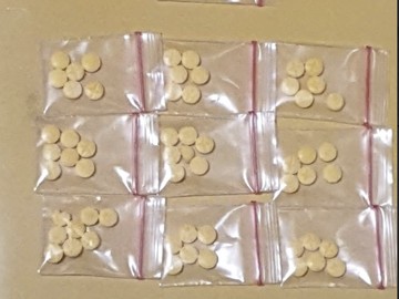 Polisi Tangkap 2 Pria Jual Obat Keras di Toko Kosmetik Ciputat Tangsel