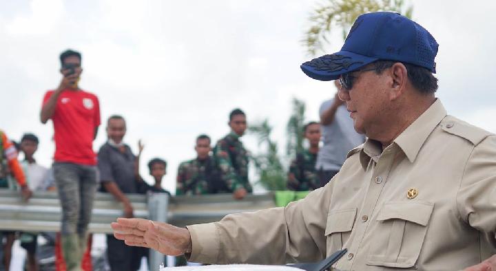 Prabowo Ungkap Kendala Listrik Belum Sepenuhnya Menyala di Lokasi Bencana