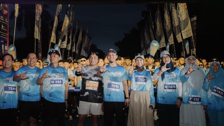 Pekanbaru 10K 2025 Sukses Digelar, Wali Kota Agung Finish Bersama Ribuan Pelari