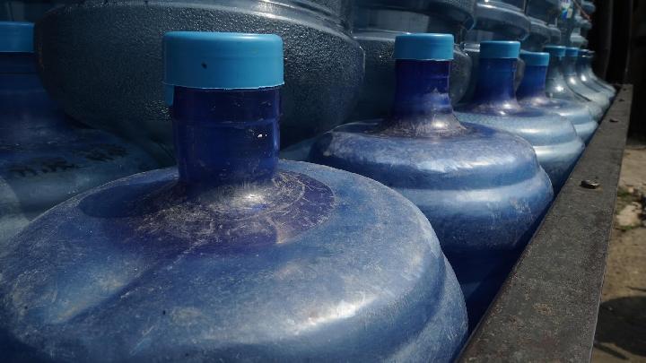 KKI Ungkap Galon Lebih dari 2 Tahun Masih Beredar Luas di Jabodetabek