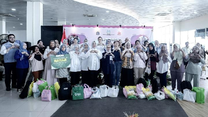 Peringati Hari Ibu ke-97, Fatma Saifullah Yusuf Hadiri Bakti Sosial di Muara Angke
