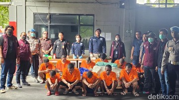 bareskrim-musnahkan-narkoba-senilai-rp-209-m,-termasuk-ekstasi-di-tol-lampung