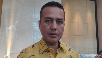 Bahlil Copot Ijeck dari Ketua DPD Golkar Sumut, Doli Jadi Plt