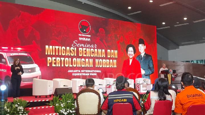 PDIP Larang Relawan Pakai Riasan saat Turun ke Titik Bencana