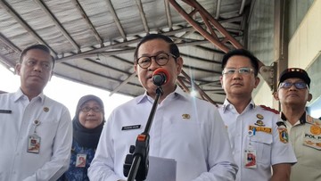 Cek Terminal Pulo Gebang, Pramono Sebut Puncak Mudik Nataru Diprediksi Besok