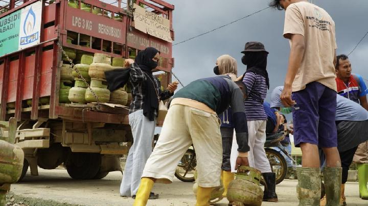 pertamina-gelar-operasi-pasar-tabung-lpg-3-kg-di-aceh