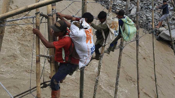 Berbagai Kata Pemerintah Menolak Bantuan Asing di Sumatera