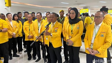 Marak Kepala Daerah Kena OTT, Bahlil Ingatkan Kader Golkar Kerja Sesuai Aturan