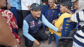 Kemensos Salurkan Bantuan ke Penyandang Disabilitas Korban Banjir Sibolga