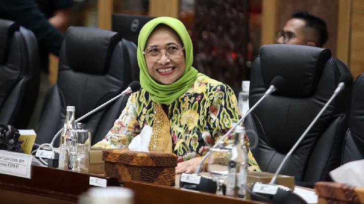 Kata DPR Soal Serikat Pekerja Kampus Gugat Aturan Gaji Dosen