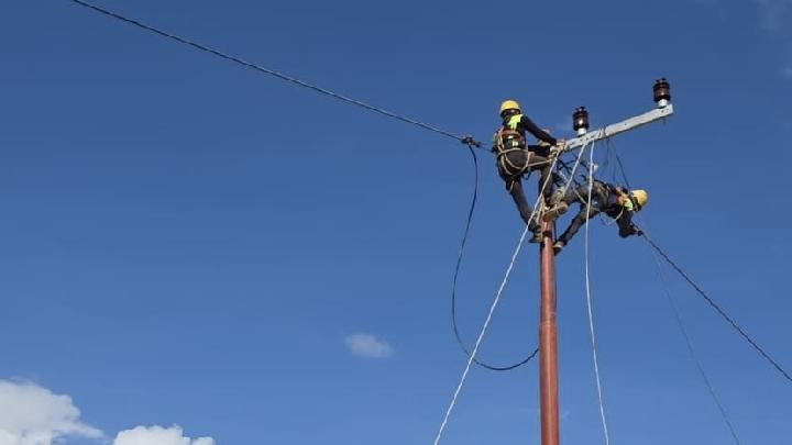 Medan Sulit Menghadang, PLN Pulihkan Listrik 184 Desa di Aceh Tengah