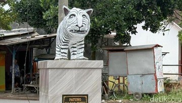 Patung Macan Putih di Kediri Viral, Disebut Mirip Zebra hingga Kuda Nil